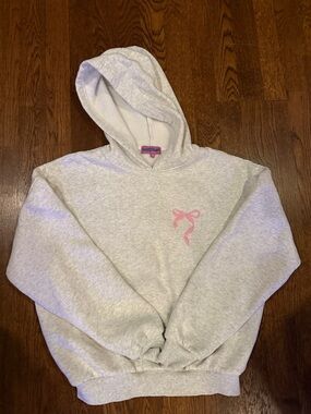 Edikted Light Gray Hoodie with Pink Bow Accent
